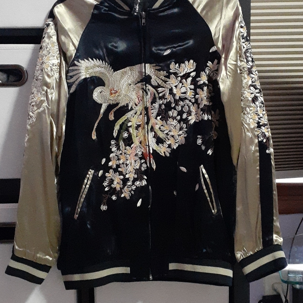 Embroidered Women's Sport Jacket